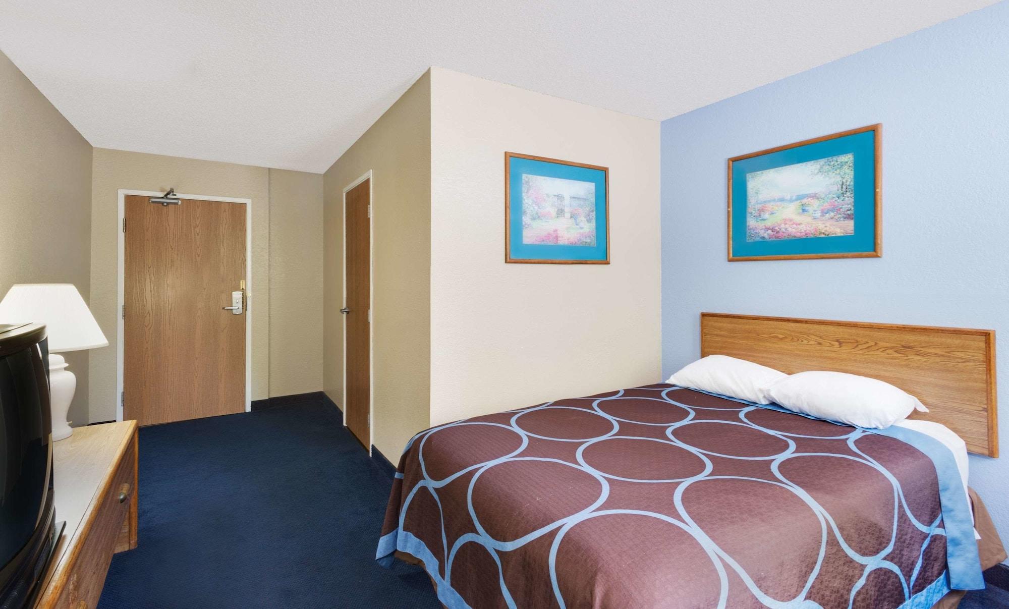 Super 8 By Wyndham Newburgh/West Point Stewart Intl Airport Motel Ngoại thất bức ảnh
