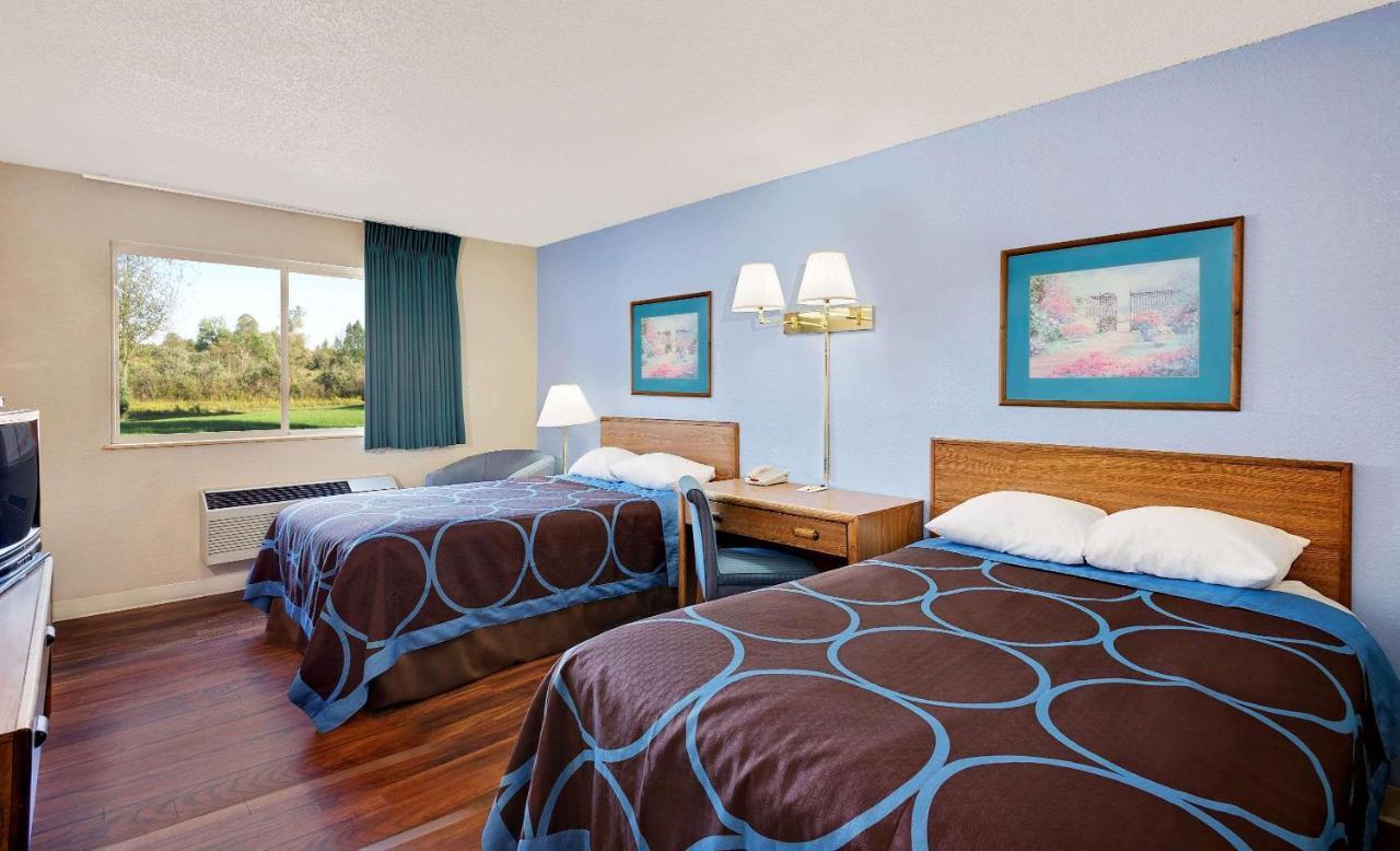 Super 8 By Wyndham Newburgh/West Point Stewart Intl Airport Motel Ngoại thất bức ảnh
