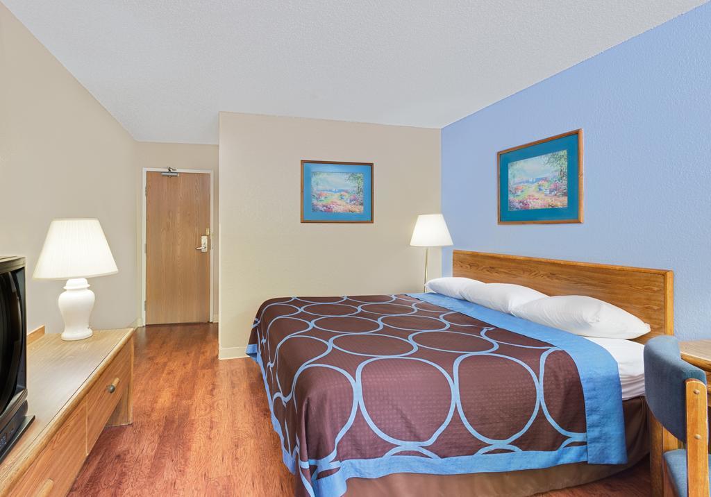 Super 8 By Wyndham Newburgh/West Point Stewart Intl Airport Motel Ngoại thất bức ảnh
