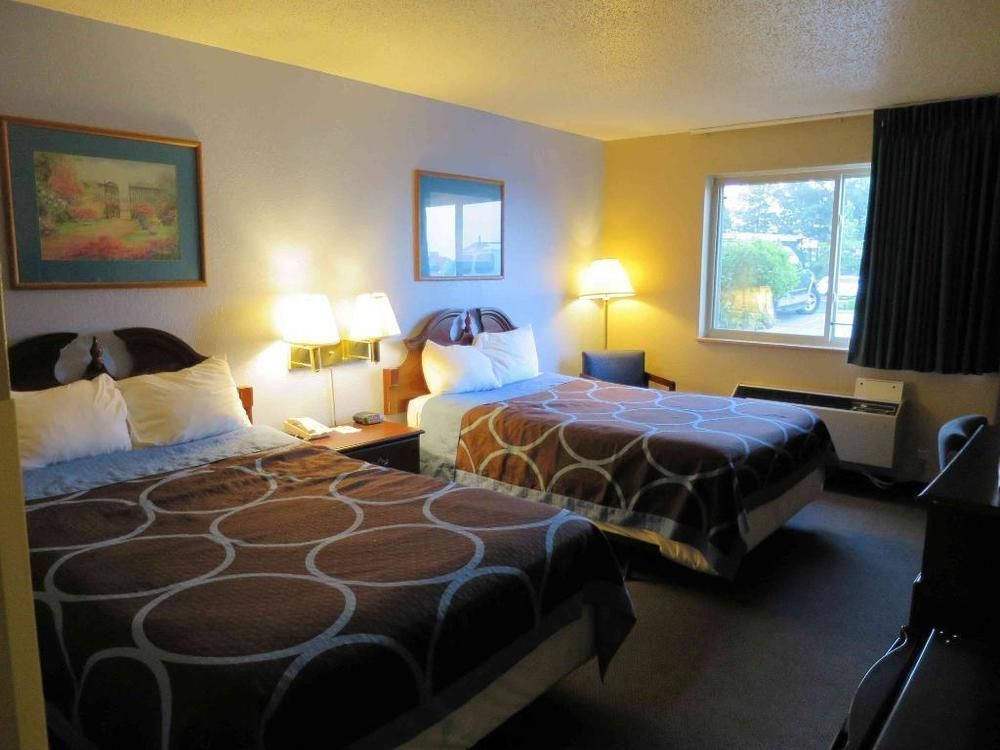 Super 8 By Wyndham Newburgh/West Point Stewart Intl Airport Motel Ngoại thất bức ảnh